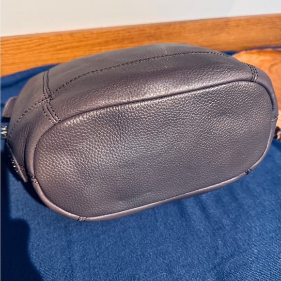 THE SAK Sequoia Leather Hobo | Gray | Signature Charm | Older Version - Picture 6 of 9